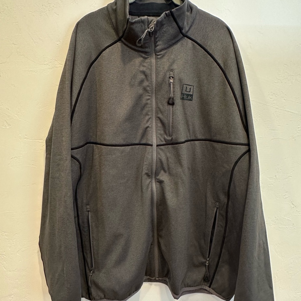 Huk Gray Performance Jacket with Raglan Sleeves and Mock Neck